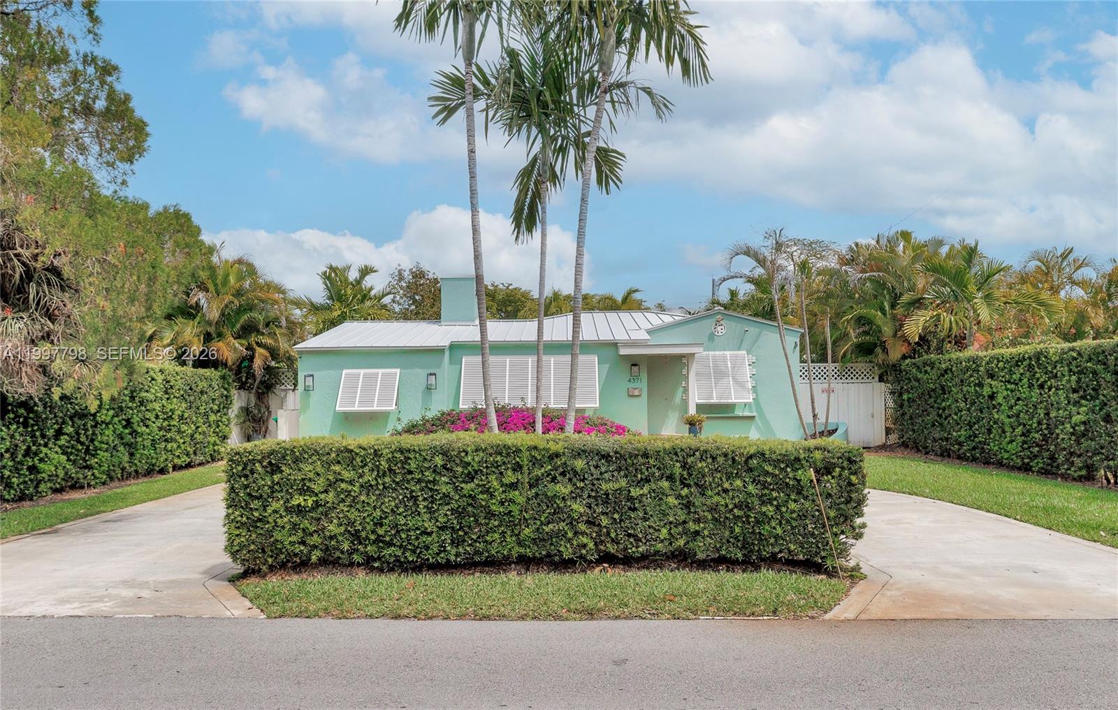 4371 SW 13th Ter Miami, FL 33134