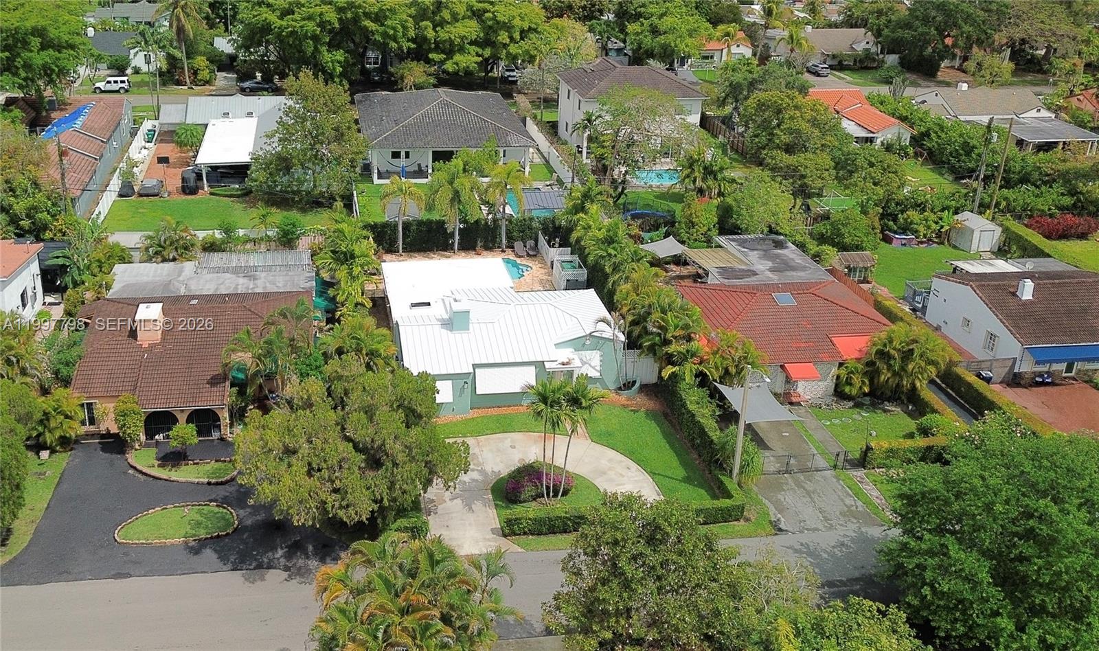4371 SW 13th Ter Miami, FL 33134