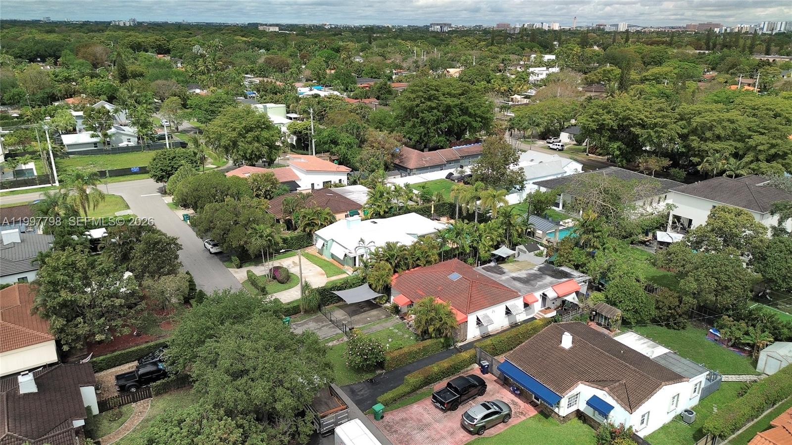4371 SW 13th Ter Miami, FL 33134