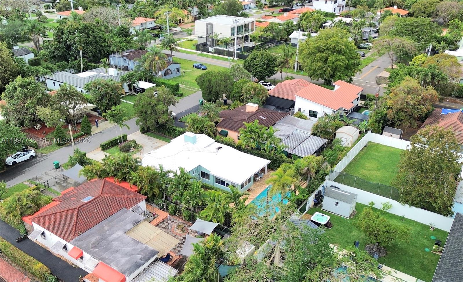 4371 SW 13th Ter Miami, FL 33134