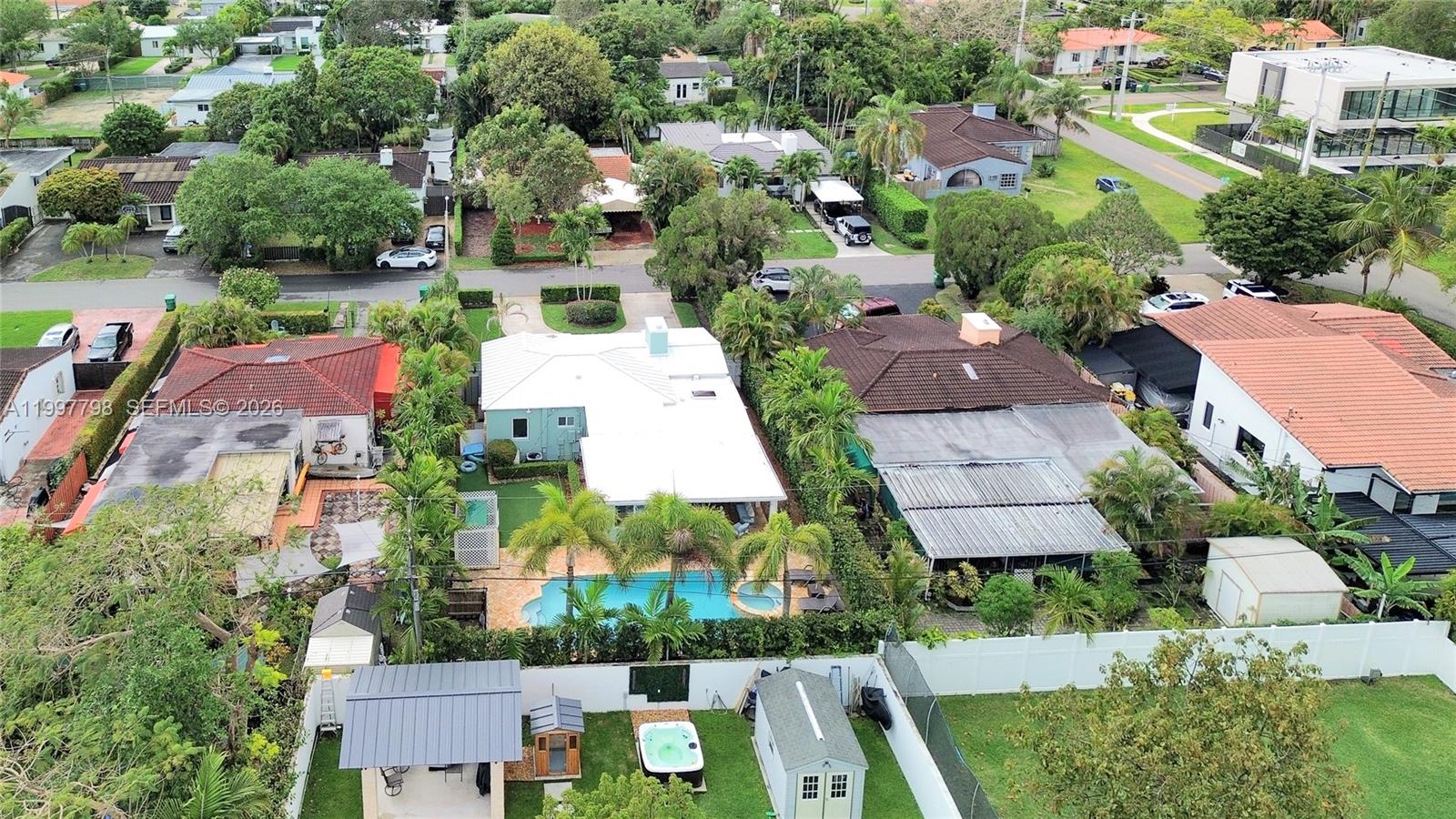 4371 SW 13th Ter Miami, FL 33134