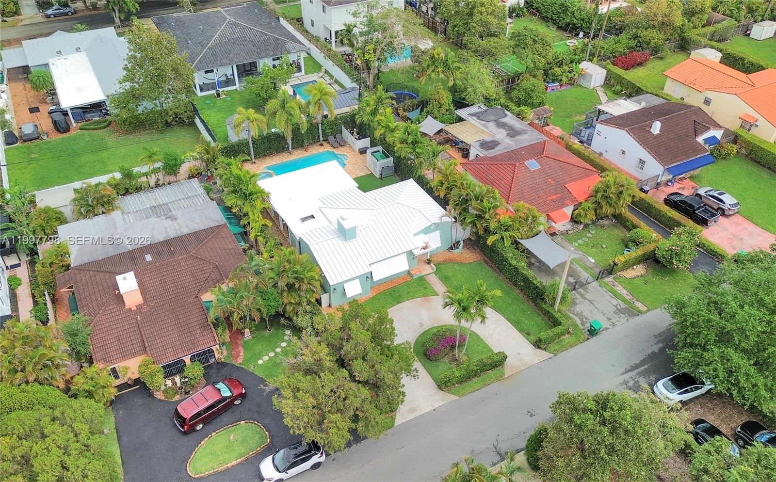 4371 SW 13th Ter Miami, FL 33134