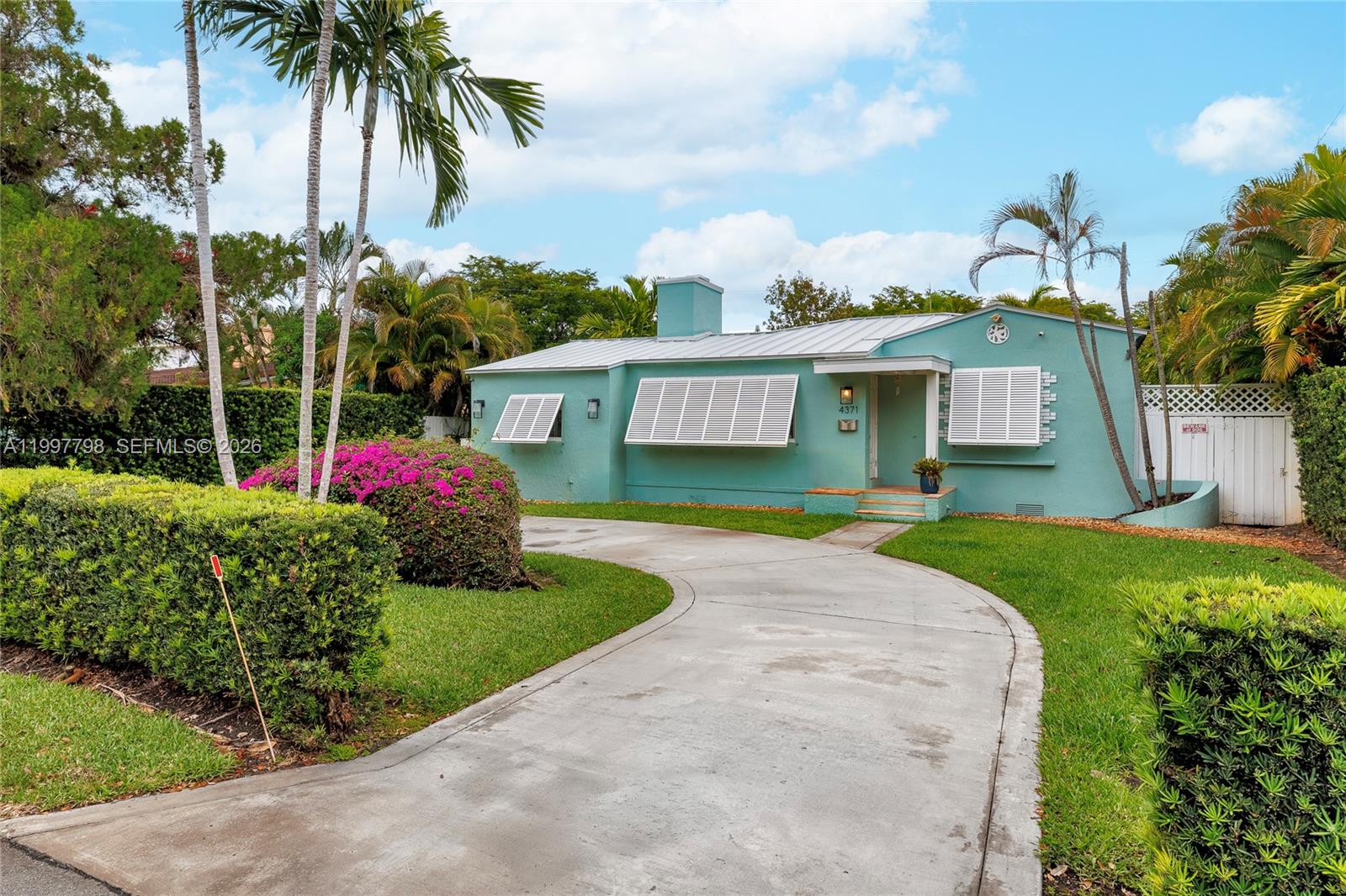 4371 SW 13th Ter Miami, FL 33134