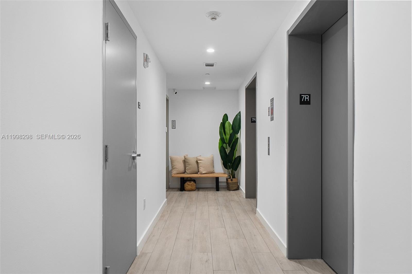 488 NE 18th St #715 Miami, FL 33132