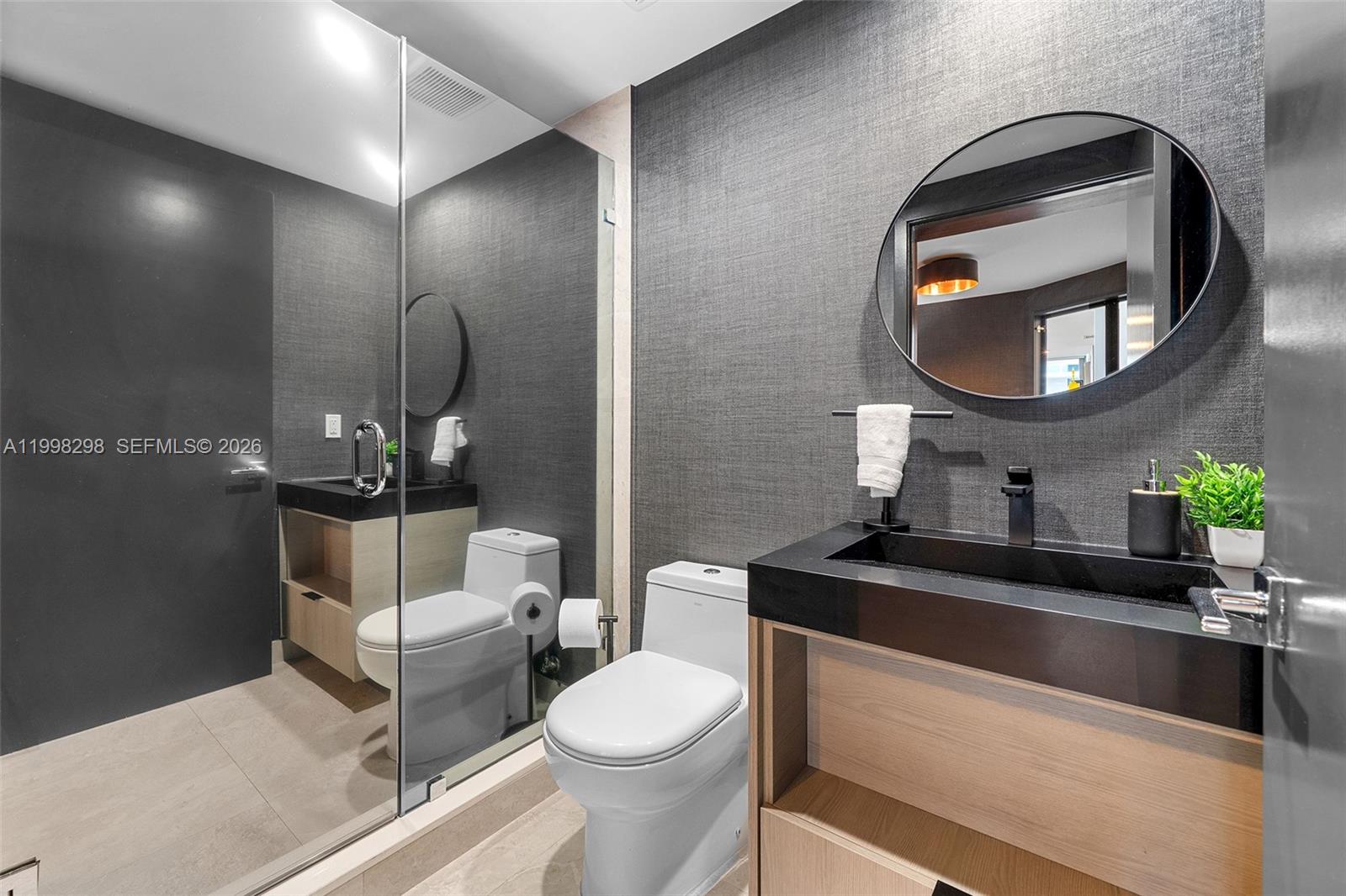 488 NE 18th St #715 Miami, FL 33132