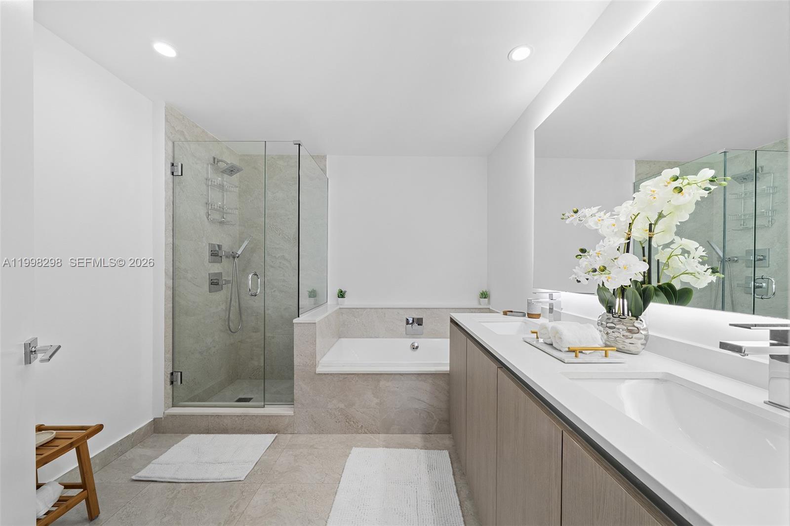 488 NE 18th St #715 Miami, FL 33132