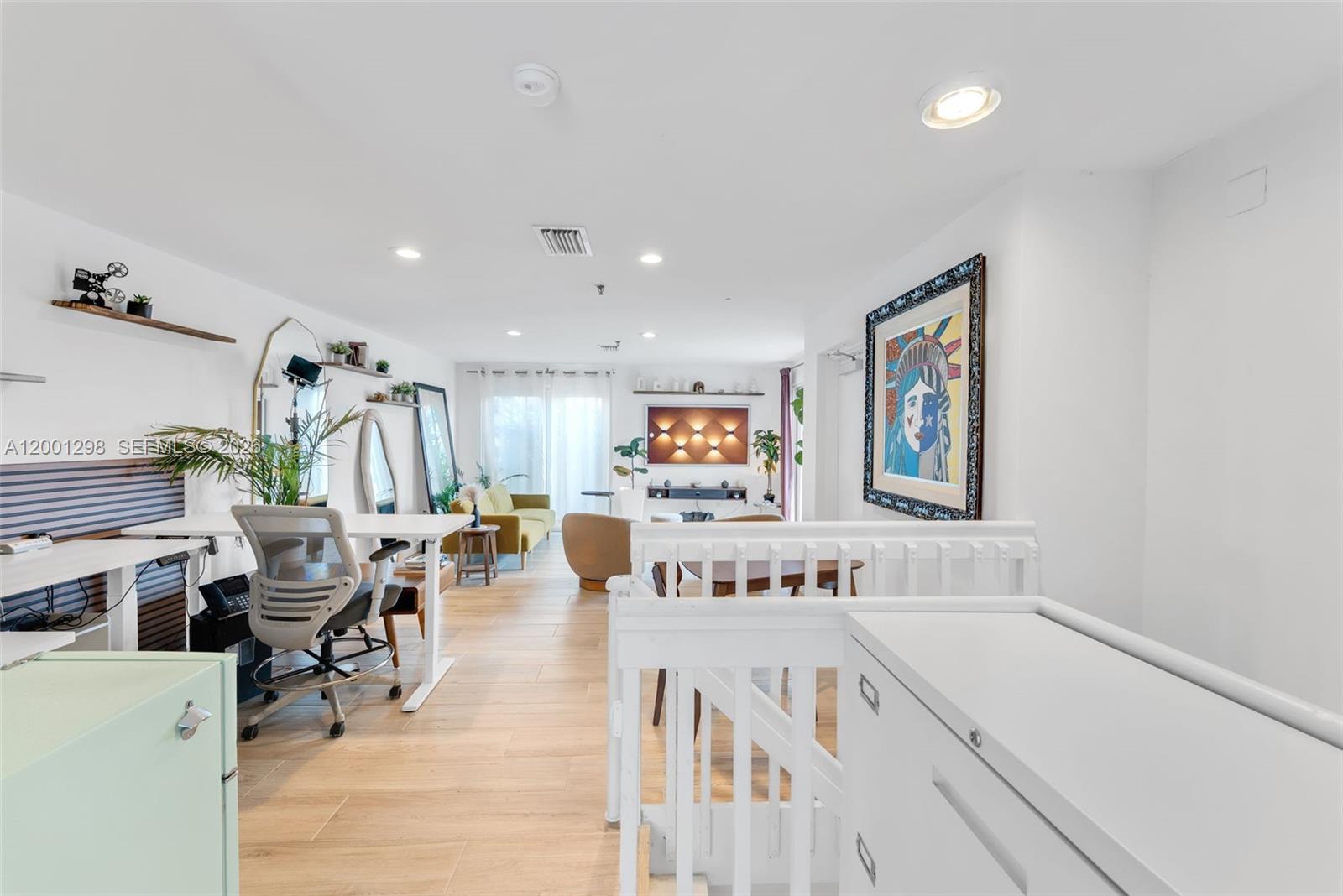 865 Collins Ave #307 Miami Beach, FL 33139