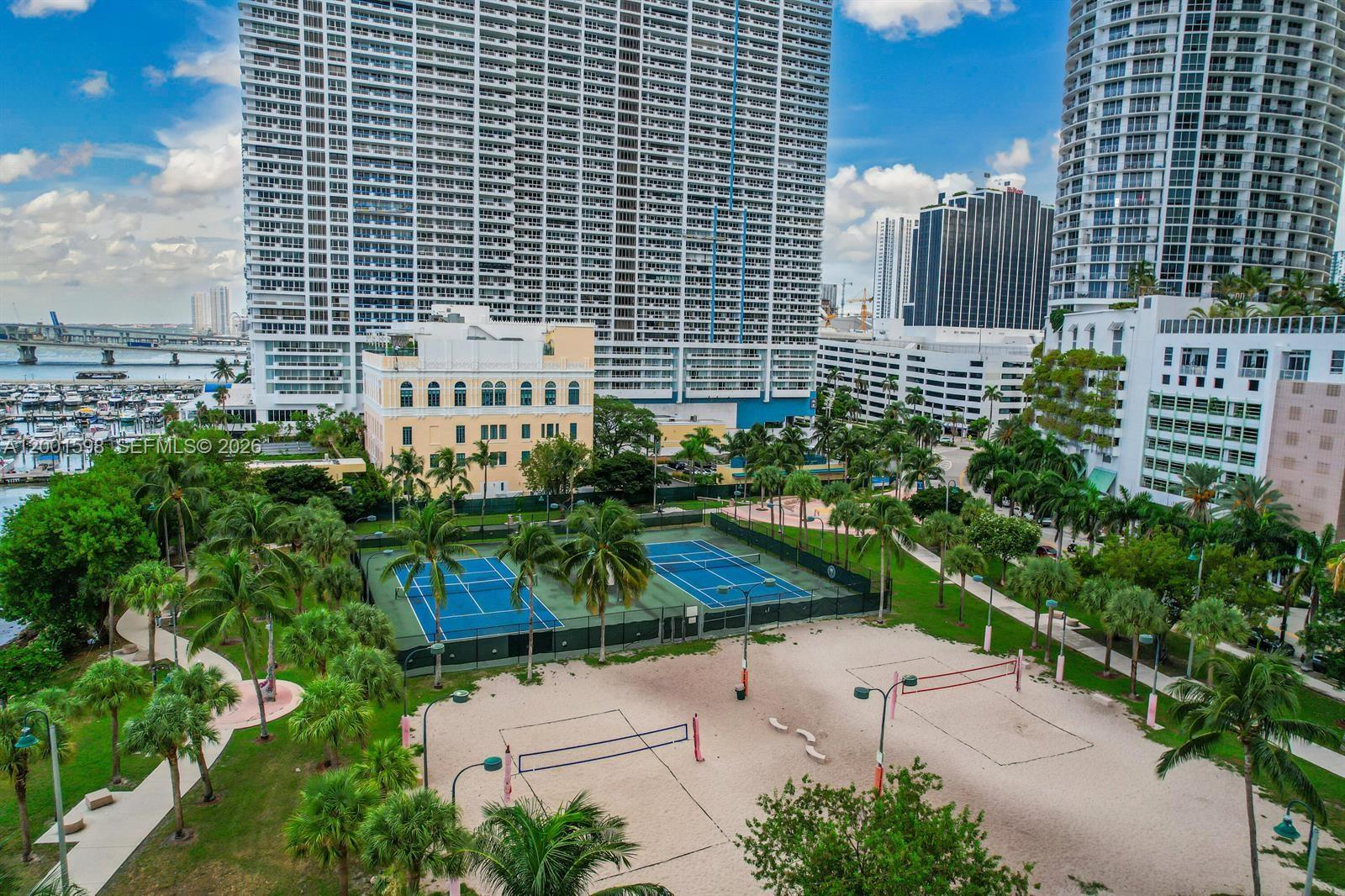 image Aria on the Bay46