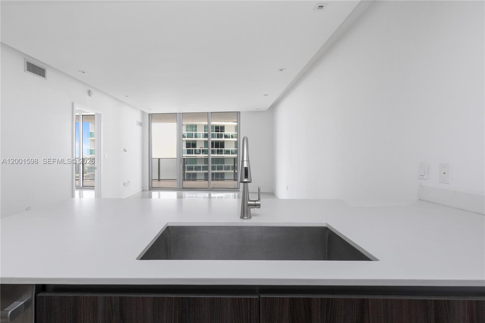 image Aria on the Bay4
