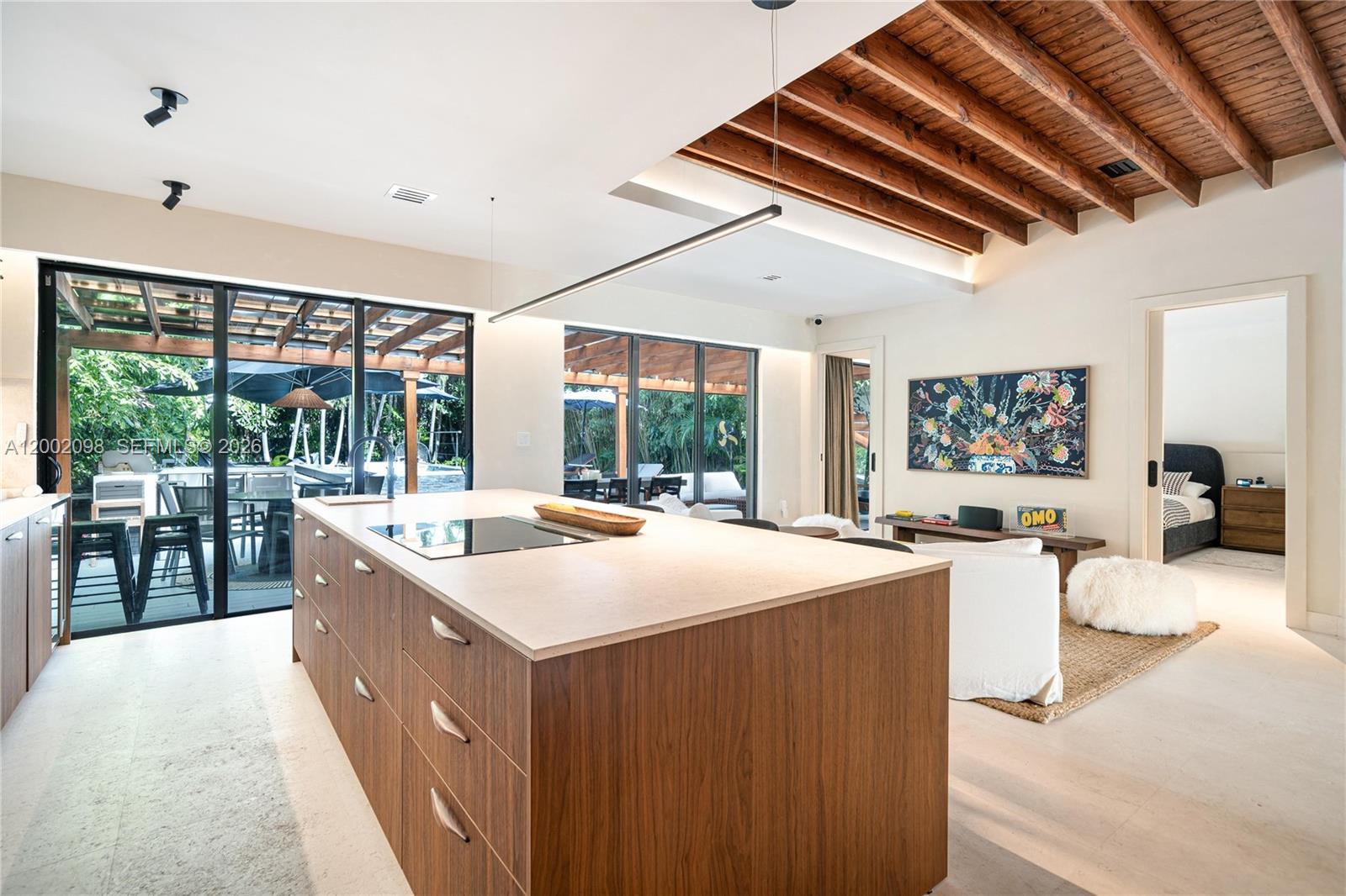 1735 Michigan Ave Miami Beach, FL 33139