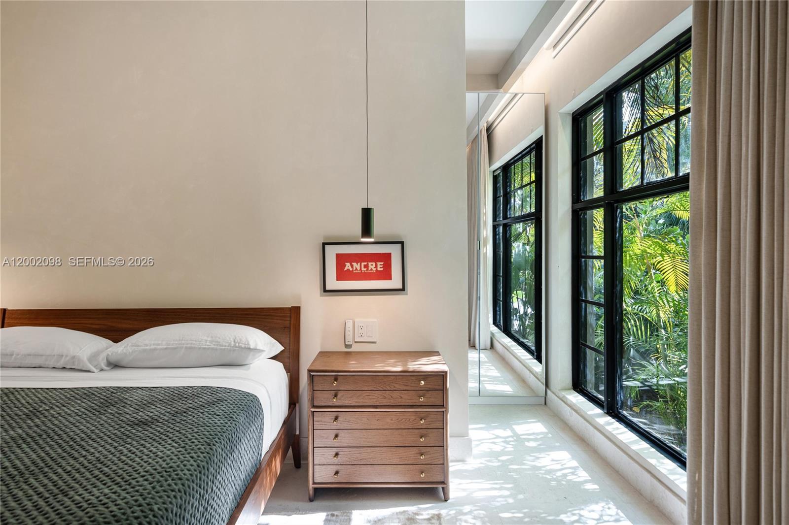 1735 Michigan Ave Miami Beach, FL 33139