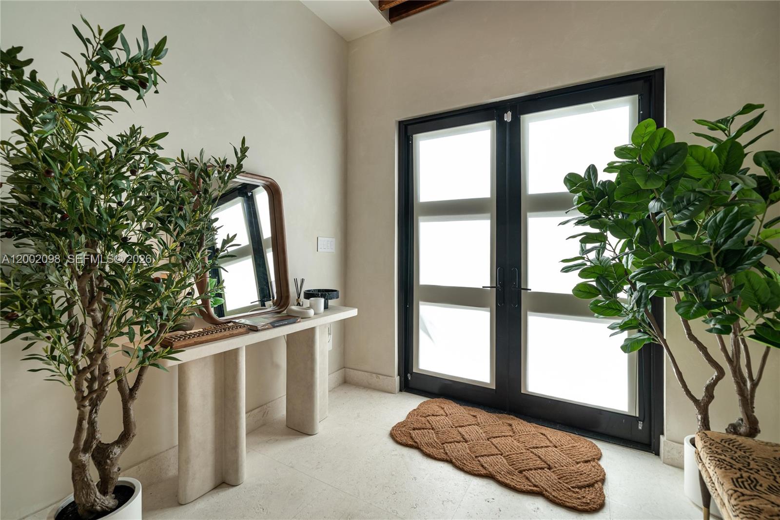 1735 Michigan Ave Miami Beach, FL 33139