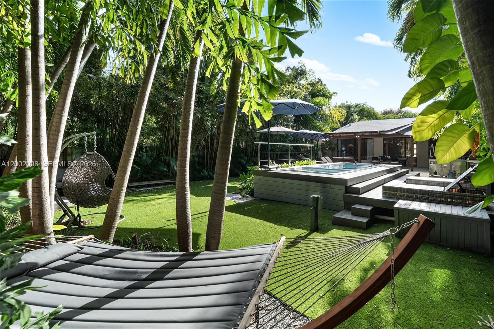 1735 Michigan Ave Miami Beach, FL 33139