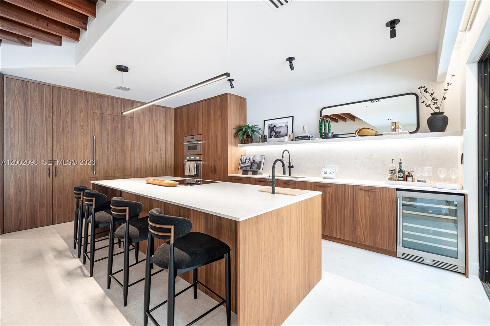 1735 Michigan Ave Miami Beach, FL 33139