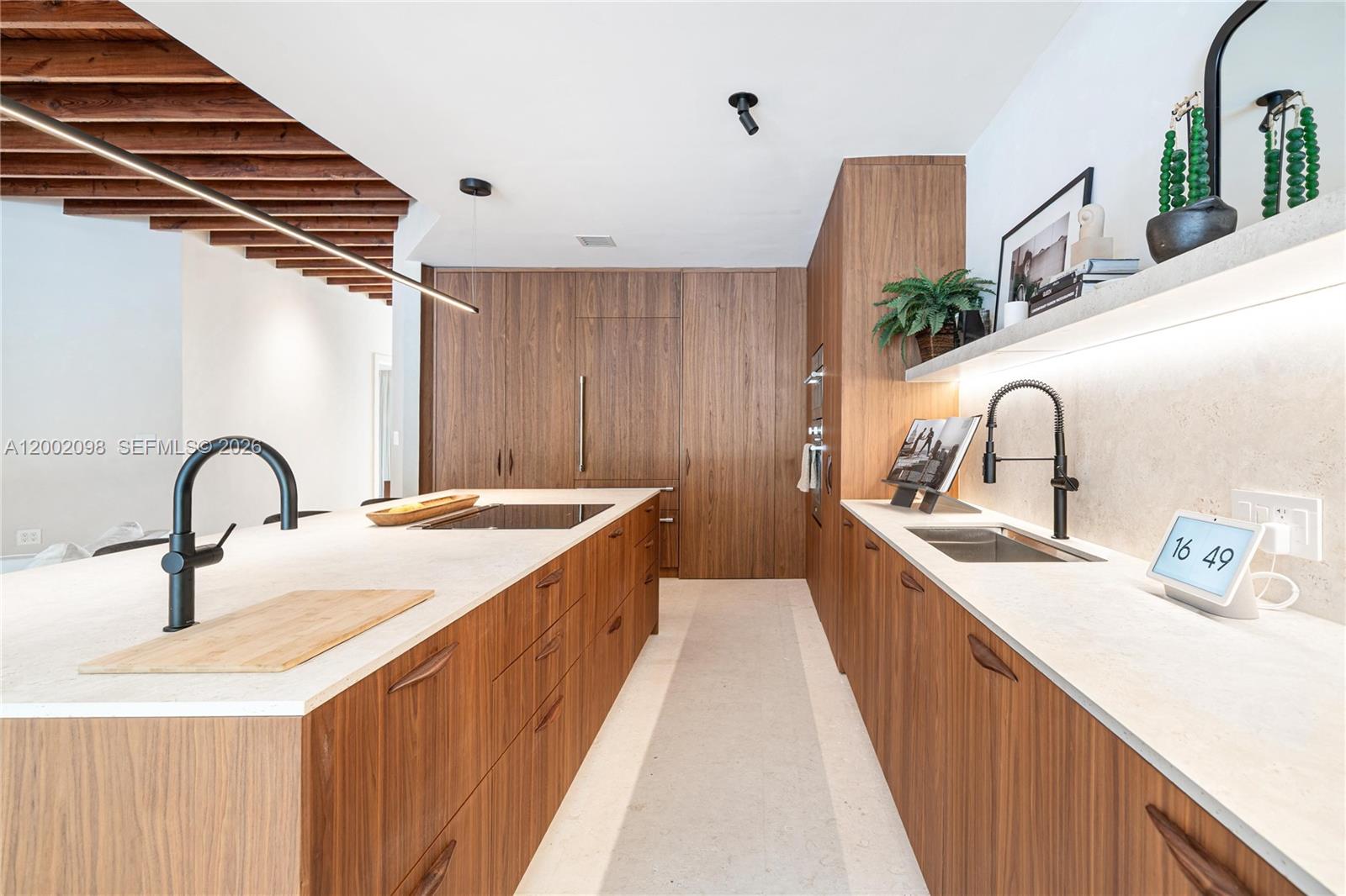 1735 Michigan Ave Miami Beach, FL 33139