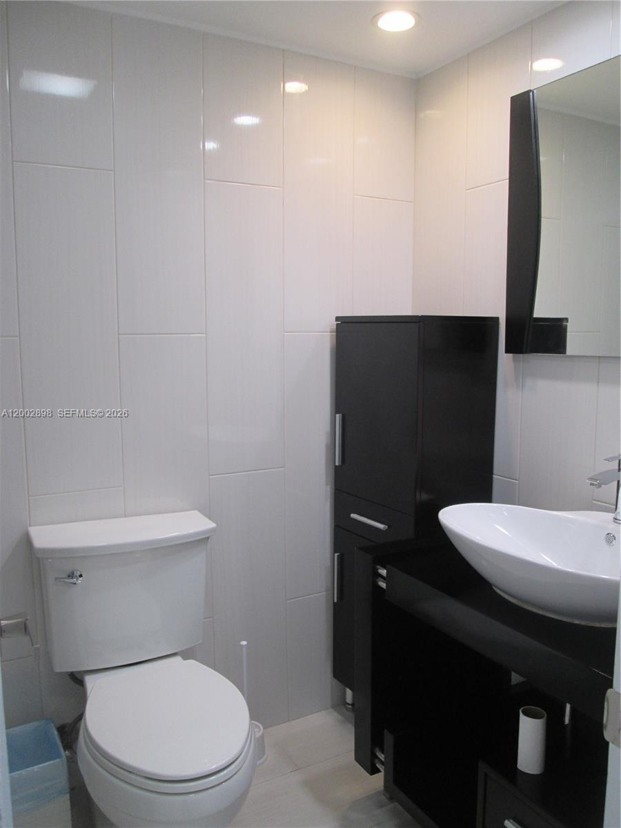 image Winston Towers 2009