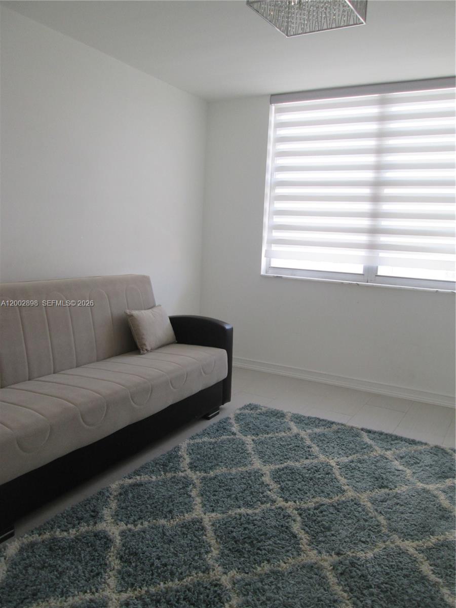 image Winston Towers 20010