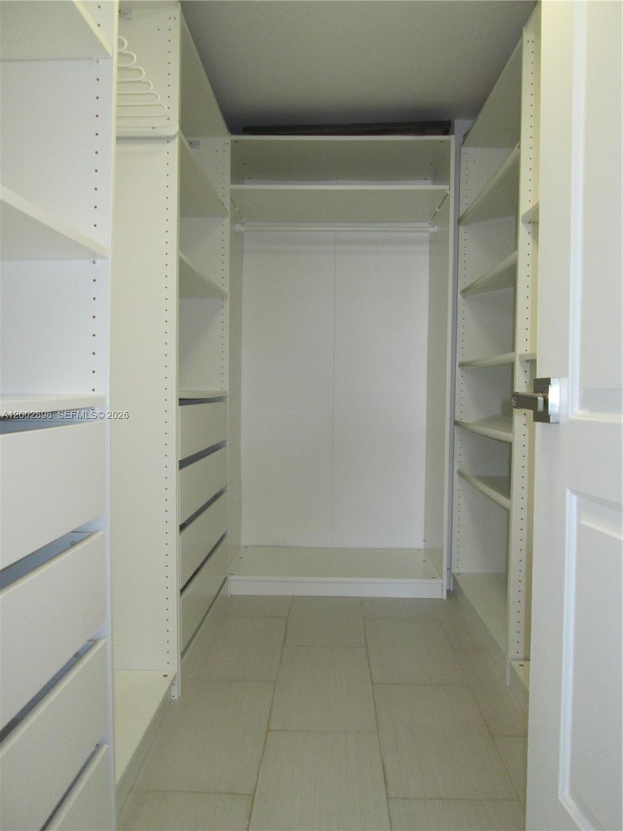 image Winston Towers 20015