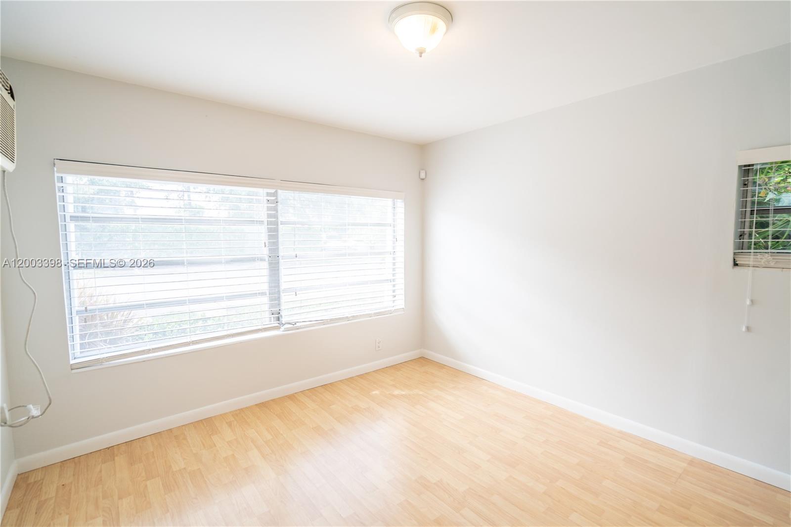 475 S Shore Dr Miami Beach, FL 33141