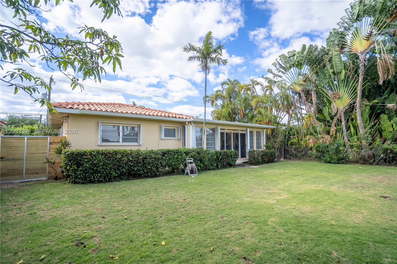 475 S Shore Dr Miami Beach, FL 33141