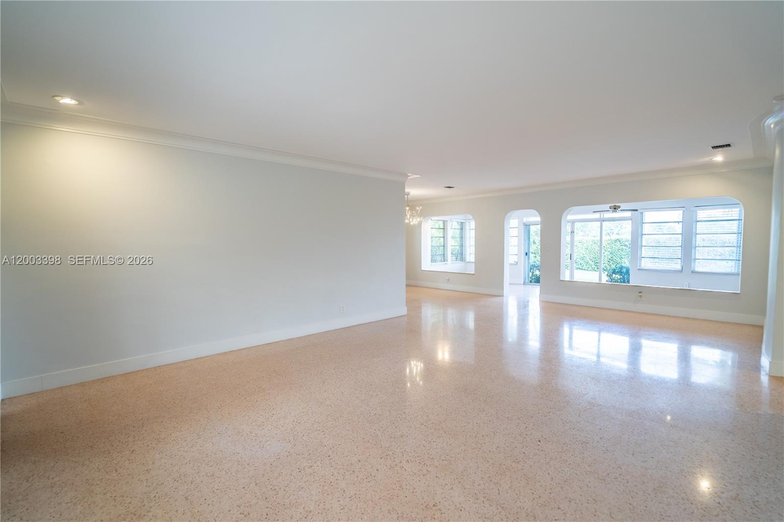 475 S Shore Dr Miami Beach, FL 33141