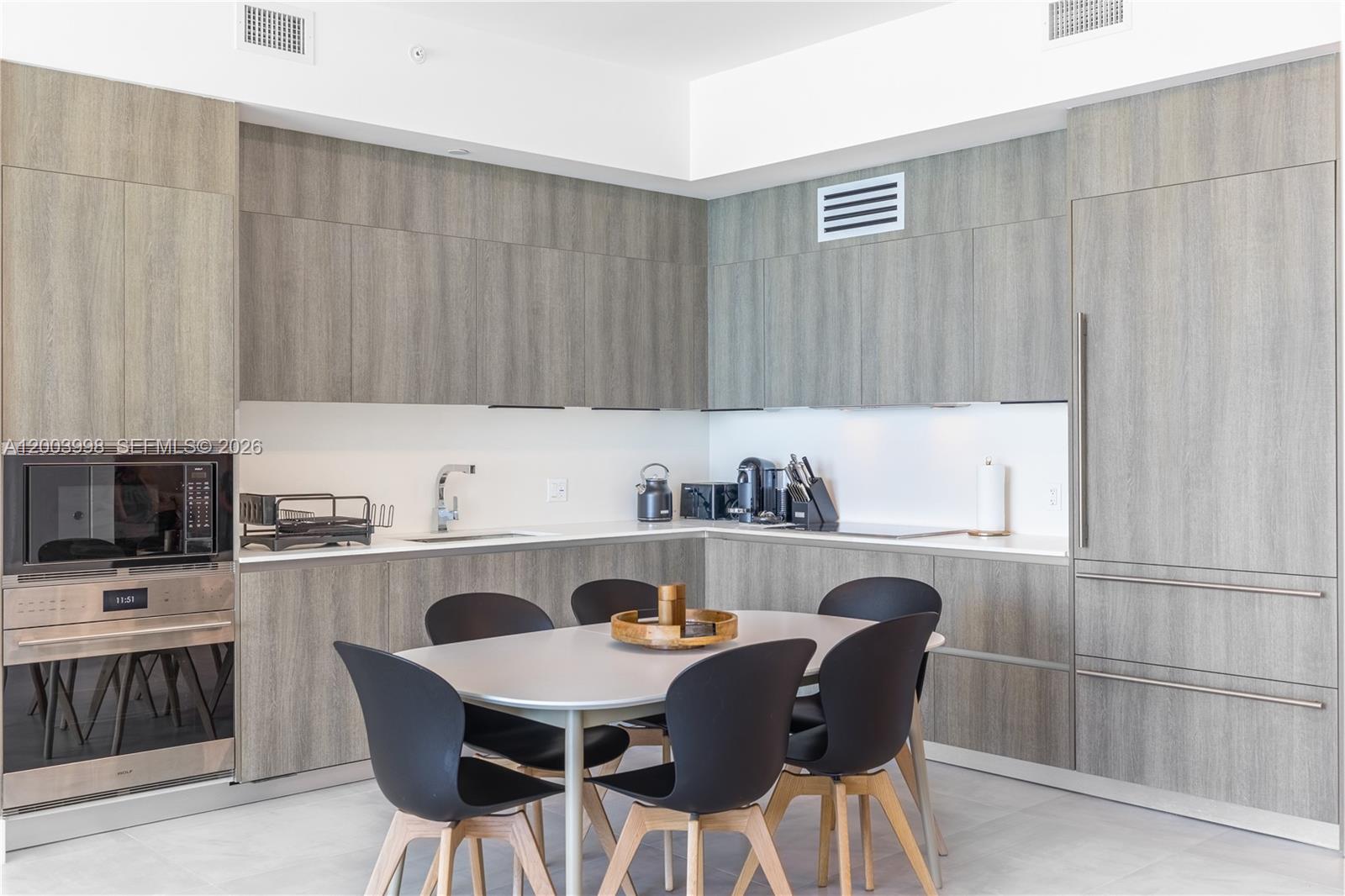 17550 Collins Ave #1202 Sunny Isles Beach, FL 33160