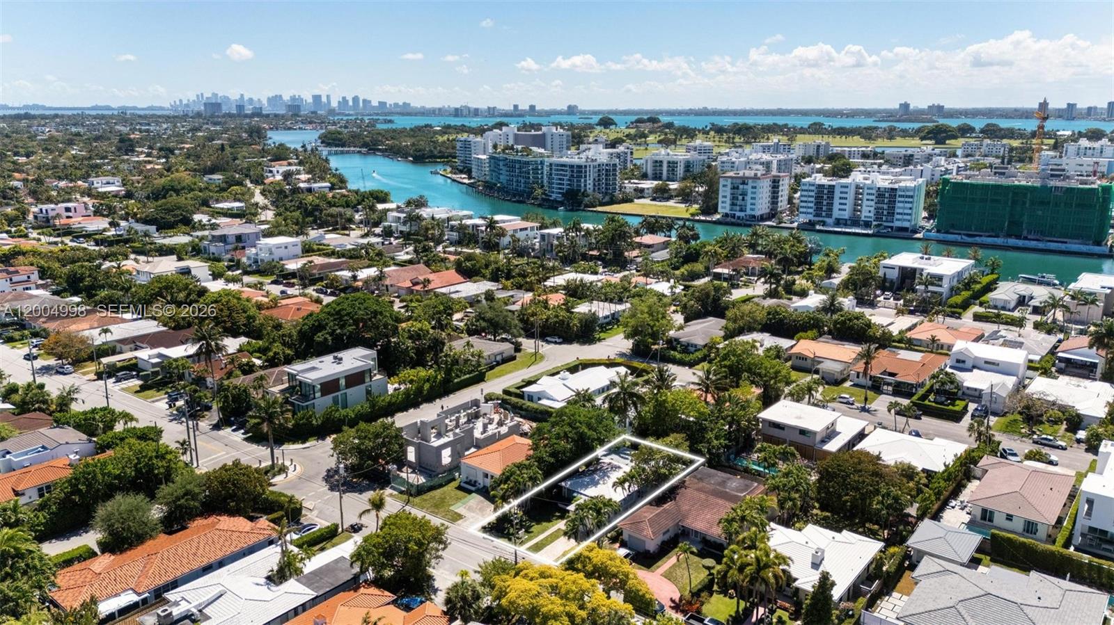 9516 Byron Ave Surfside, FL 33154