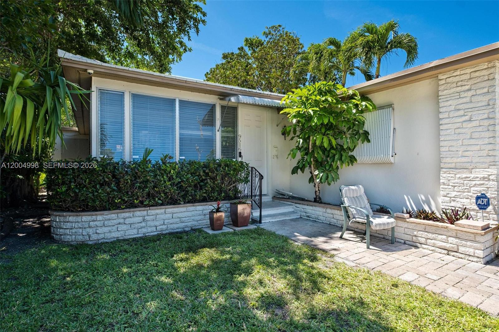 9516 Byron Ave Surfside, FL 33154