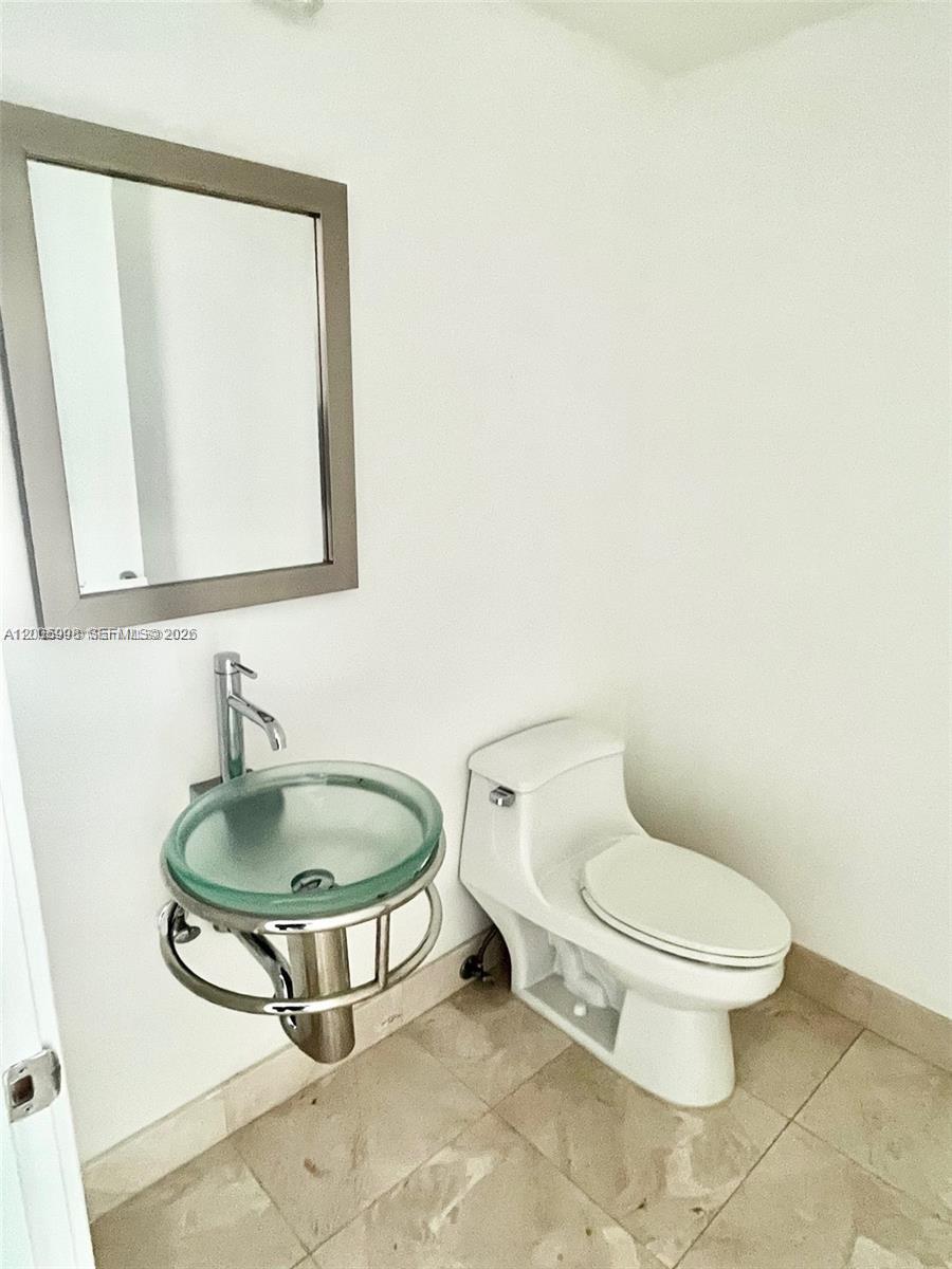image Emerald at Brickell16