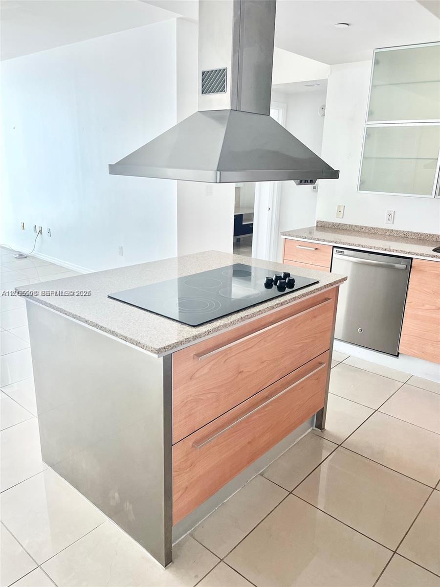 image Emerald at Brickell3