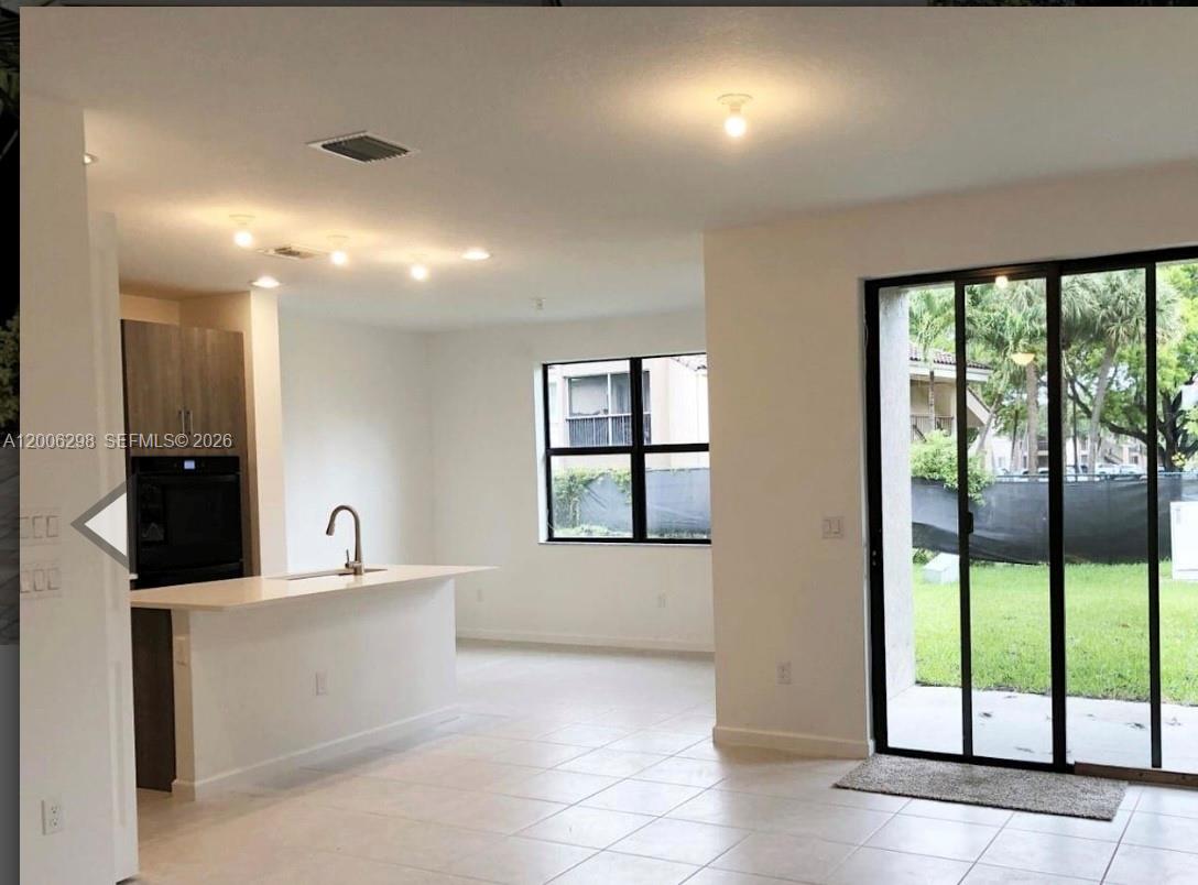 3525 NW 1st St Pompano Beach, FL 33069