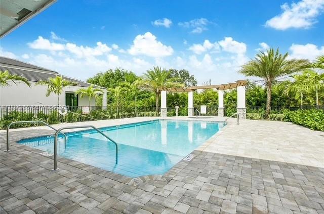 3525 NW 1st St Pompano Beach, FL 33069