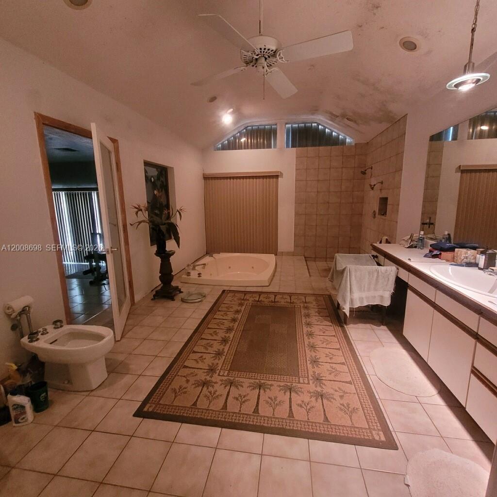 8339 SW 112th St Miami, FL 33156