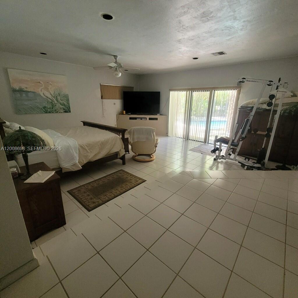 8339 SW 112th St Miami, FL 33156