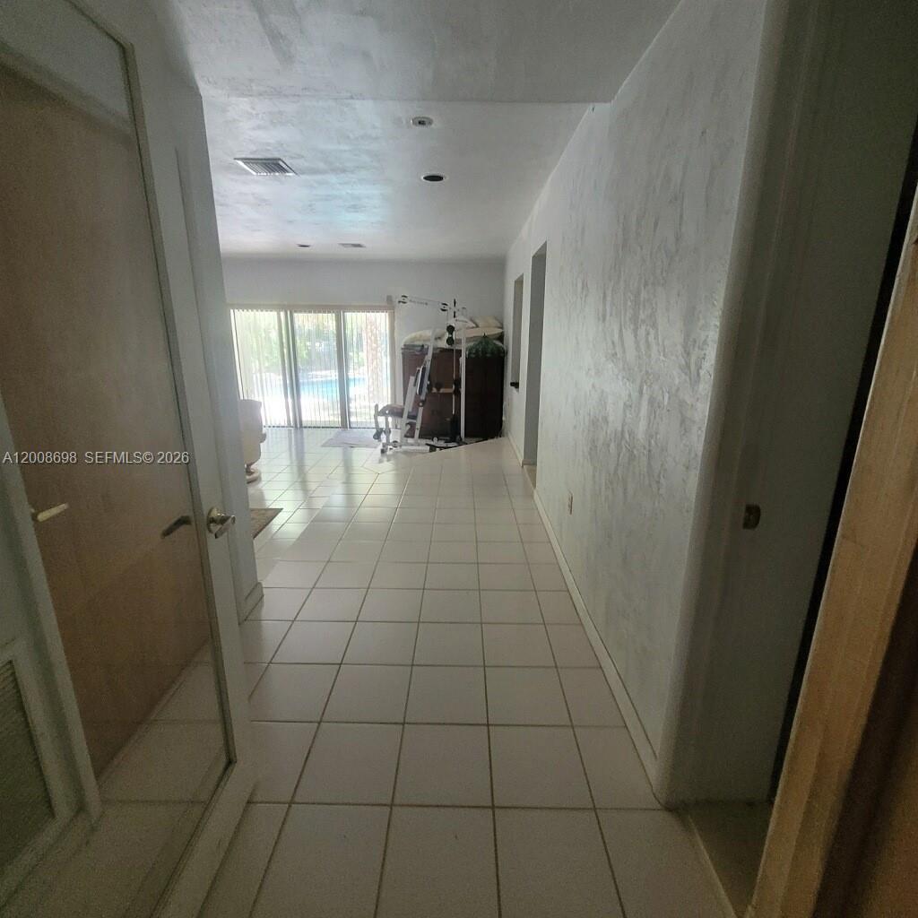 8339 SW 112th St Miami, FL 33156