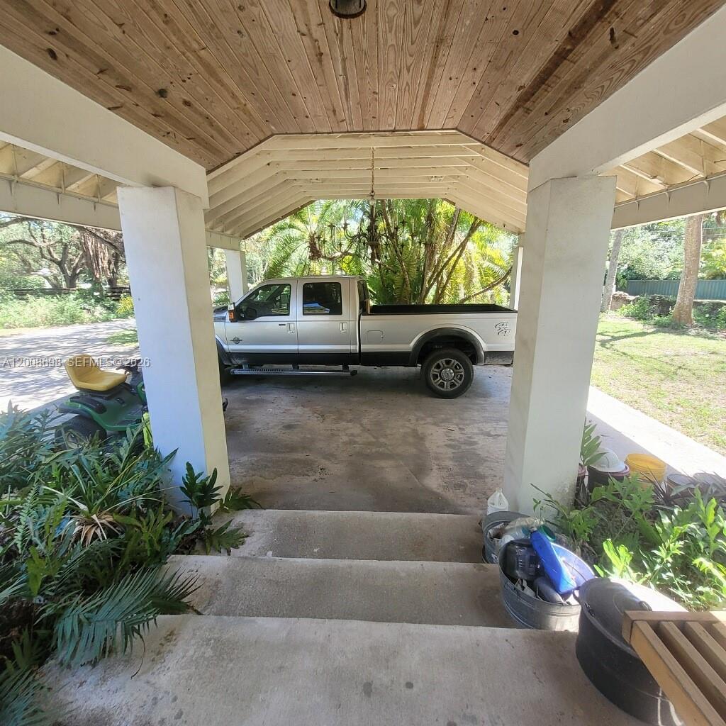 8339 SW 112th St Miami, FL 33156