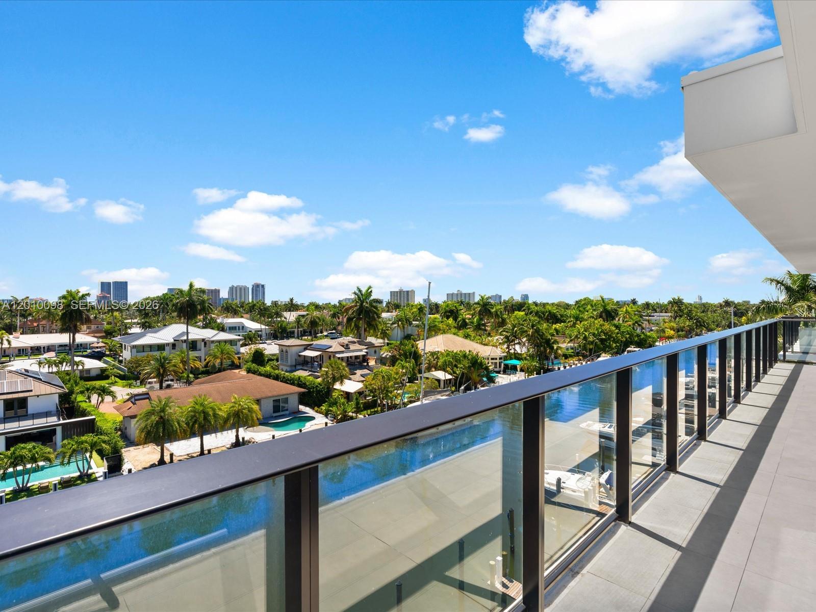 160 Isle Of Venice Dr #PH2 Fort Lauderdale, FL 33301
