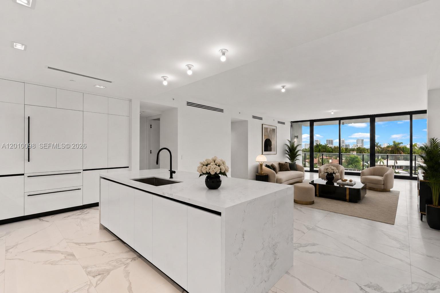 160 Isle Of Venice Dr #PH2 Fort Lauderdale, FL 33301