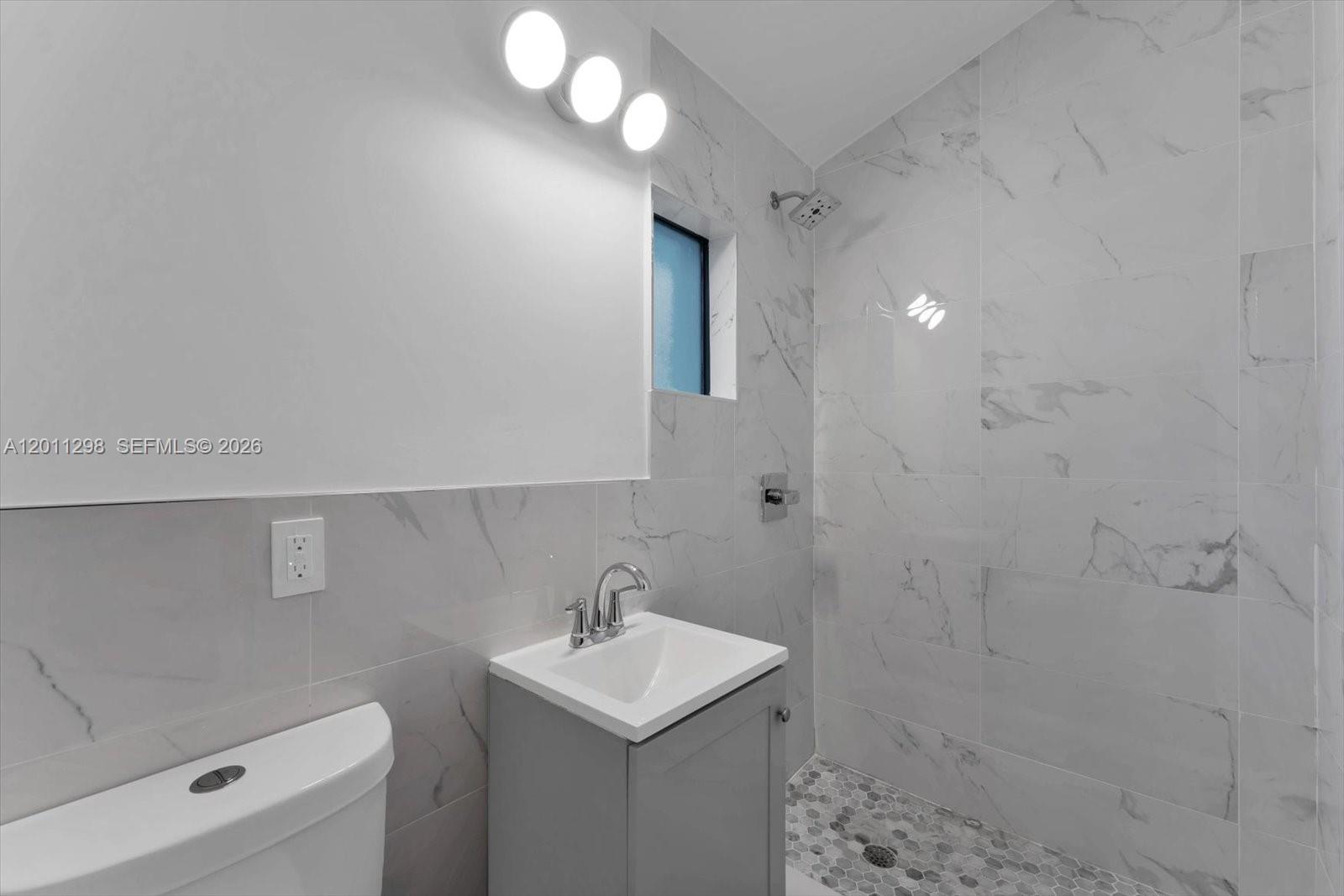 29 NE 95th St Miami Shores, FL 33138