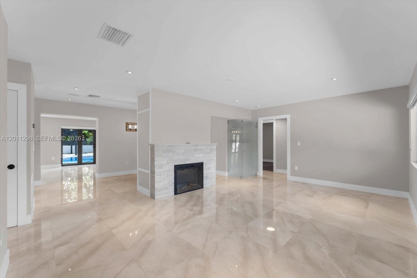 29 NE 95th St Miami Shores, FL 33138