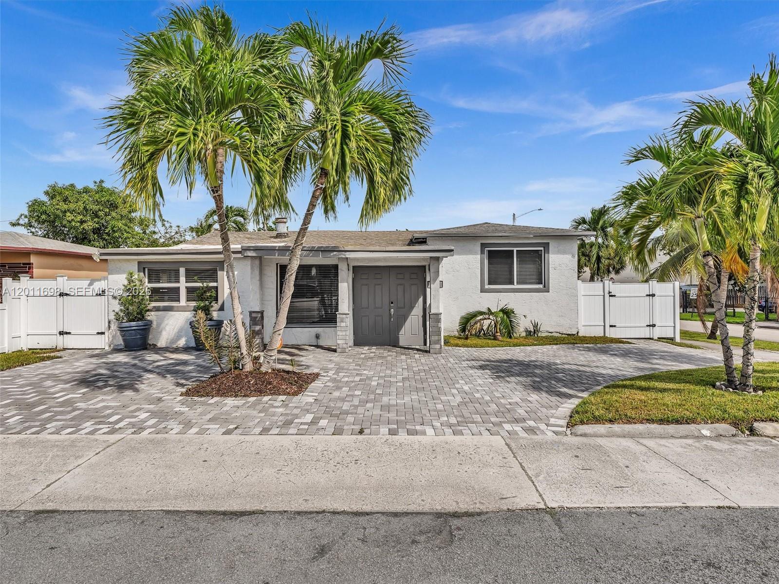 100 NW 8th Ave