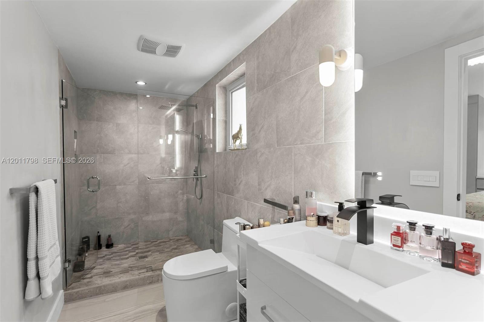 6921 Trouville Esplanade Miami Beach, FL 33141