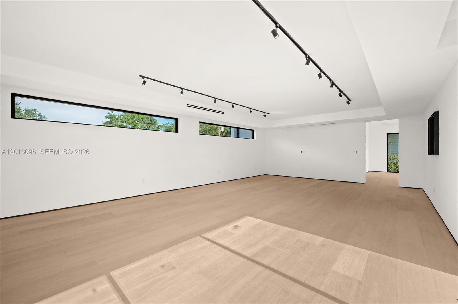 7740 SW 52nd Ave Miami, FL 33143