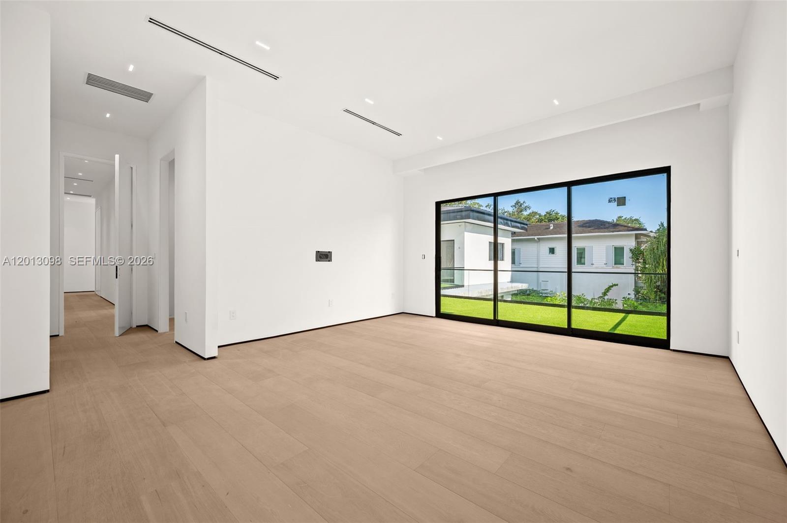 7740 SW 52nd Ave Miami, FL 33143