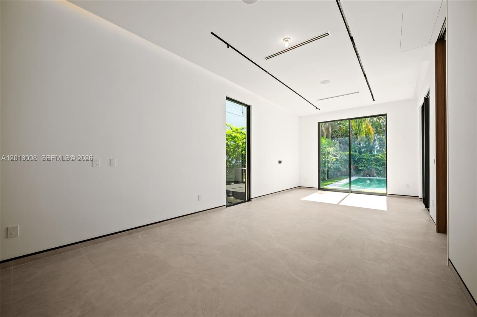 7740 SW 52nd Ave Miami, FL 33143