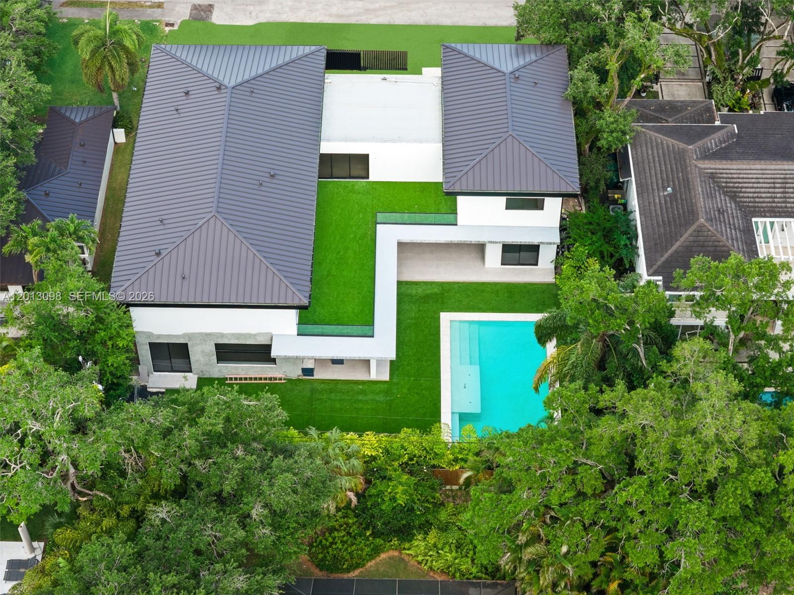 7740 SW 52nd Ave Miami, FL 33143