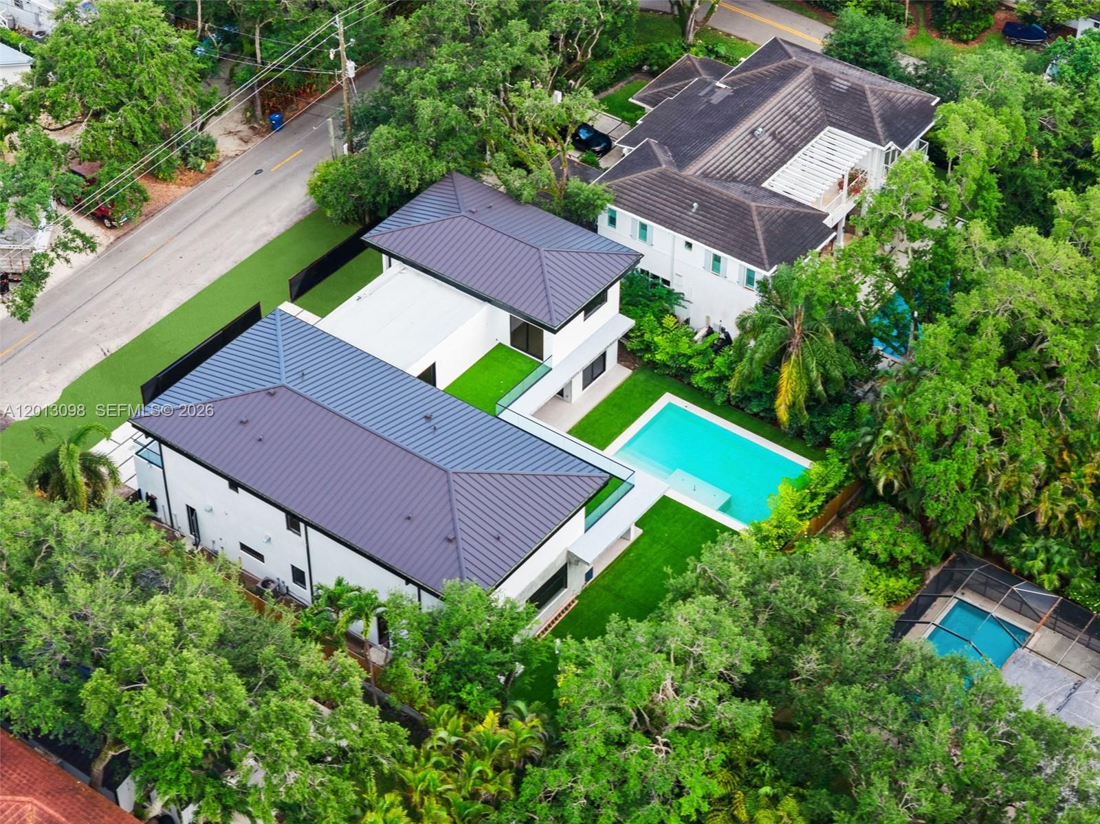 7740 SW 52nd Ave Miami, FL 33143