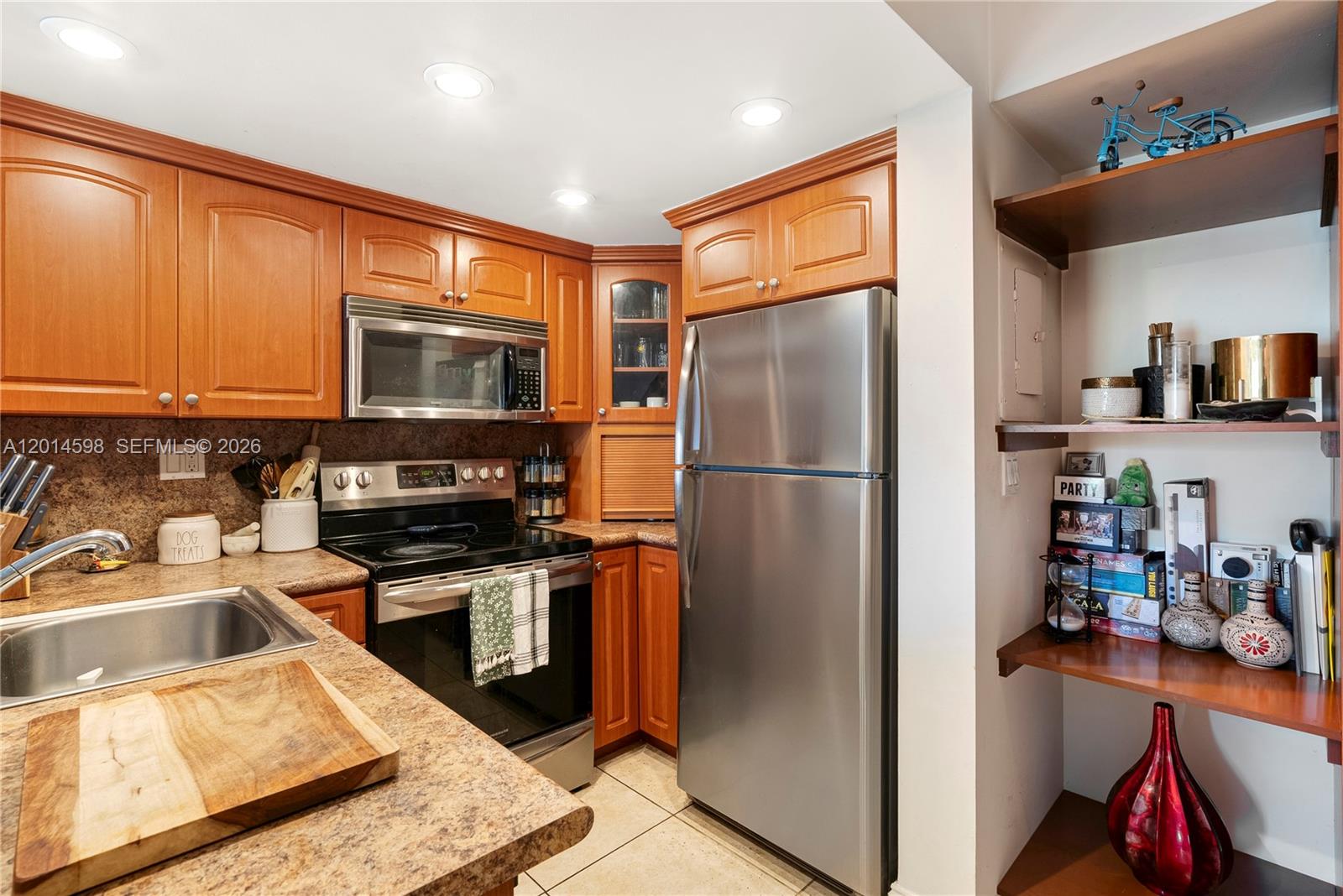8540 NW 6th Ln #7-201 Miami, FL 33126