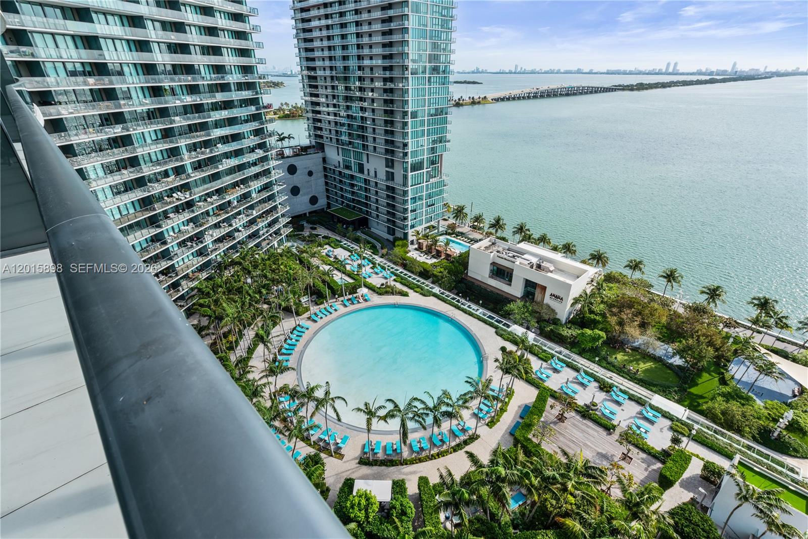 480 NE 31st St #1802 Miami, FL 33137