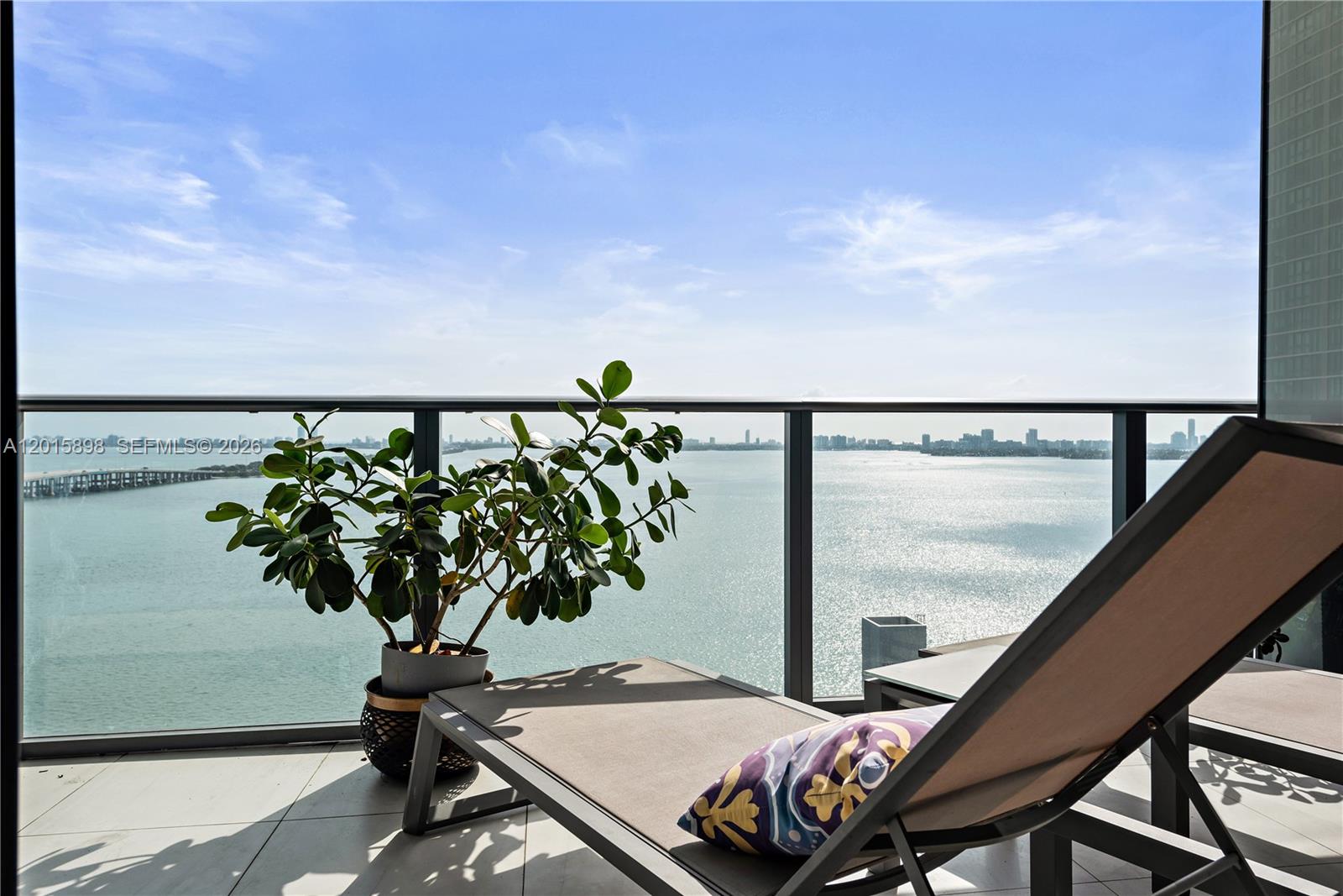 480 NE 31st St #1802 Miami, FL 33137